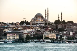 Quel est le vrai prix d&rsquo;une greffe de cheveux en Turquie en 2026 ?